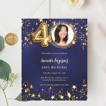 Papier Bleu bleu marine or étoile photo 40e anniversaire<br><div class="desc">Une invitation photo moderne et design pour une fête de 40e anniversaire. Arrière - plan bleu marine,  décoré d'étoiles. La couleur bleue est inégale. Personnalisez et ajoutez vos photos et détails de fête. 1 feuille = 1 invite imprimé bord à bord.</div>
