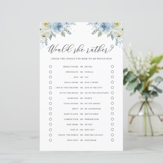 Papier Blue Floral Voudrait-Elle Plutôt Baby shower Game  (Debout devant)