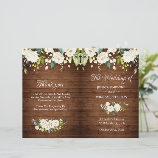 Papier Bois & Roses Blanches Floral Rustic Wedding Progra (Debout devant)
