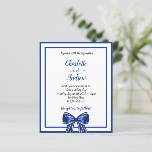 Papier Budget bleu royal blanc élégant arc mariage (Debout devant)