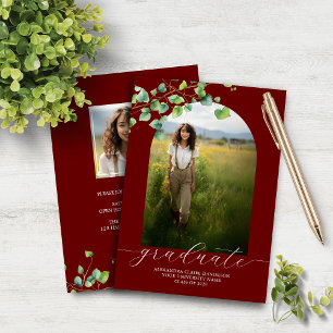 Papier Budget Boho Arch Ivy, Red Graduation Invitation