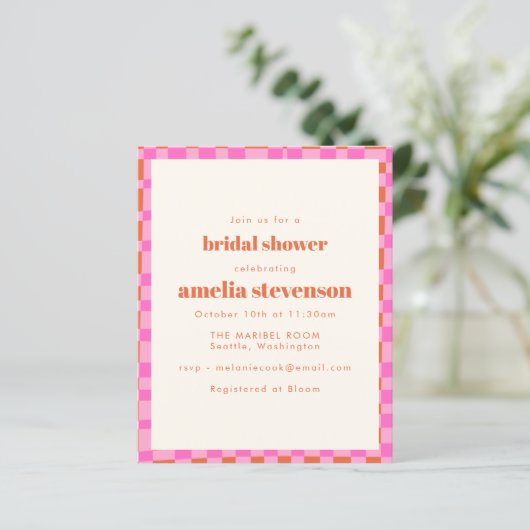 Papier Budget Checker Pink Orange Bridal Shower Invite (Debout devant)