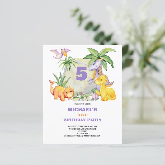 Papier Budget Cute Dinosaur 5e anniversaire Invitation (Debout devant)