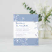 Papier Budget Dusty Blue Floral Faire-part de mariage (Debout devant)
