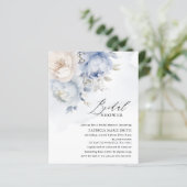 Papier Budget Dusty Blue Floral Invitations de douche nup (Debout devant)