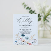 Papier Budget Dusty Blue Wild Floral Faire-part de mariag (Debout devant)