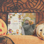 Papier Budget Éffrayant garçon Halloween fête d'anniversa<br><div class="desc">Famille Invitation et amis pour un moment de spooktacular avec ces invitations à la fête d'anniversaire d'Halloween mignonnes. Le côté gauche de cet invitation budget est décoré d'une bordure peinte à la main de personnages d'Halloween amusants, il y a des enfants en costumes, chats noirs, chauves-souris, citrouilles souriants, fantômes, squelette...</div>