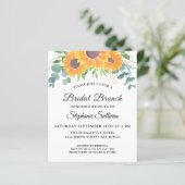 Papier Budget Eucalyptus Floral Bridal Brunch Invitation (Debout devant)
