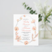 Papier Budget Floral Coral Baby shower Invitation (Debout devant)
