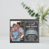 Papier BUDGET I DO Engagement 4 Photo BBQ Invitation (Debout devant)