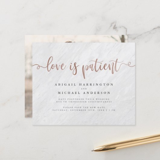 Papier Budget Marbre & Rose Gold Script L'amour est patie (Devant/Arrière en situation)