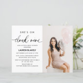 Papier Budget Modern Photo Cloud 9 Baby shower Invitation (Debout devant)