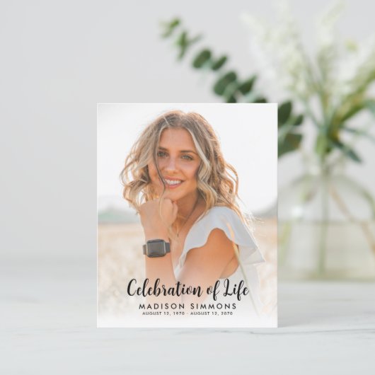 Papier Budget Moderne Célébration de la vie Photo Funérai (Debout devant)