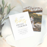 Papier Budget moderne Rustic Gold Letting Mariage photo<br><div class="desc">Un faire-part de mariage photo moderne et rustique. En haut de la page, l'invitation dit "joignez-vous à nous pour célébrer" suivi par "le mariage de" dans la fausse calligraphie de feuille d'or. Les noms du couple apparaissent ci-dessous, alignés à gauche. Il y a un séparateur de lignes horizontales dorées qui...</div>