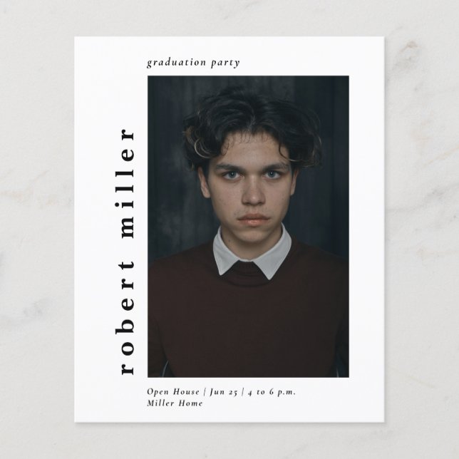 Papier Budget Moderne Simple Photo Graduation Invitation (Devant)