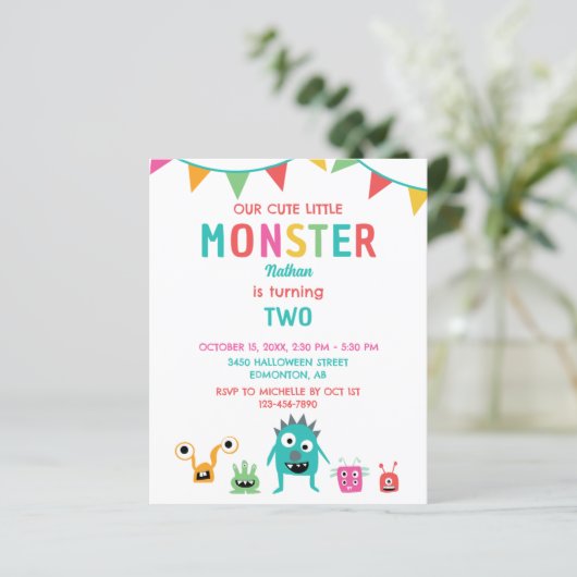Papier Budget Petit Monster Anniversaire Garçon Halloween (Debout devant)