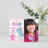 Papier Budget Photo Dinosaures Fille Anniversaire Invitat (Debout devant)