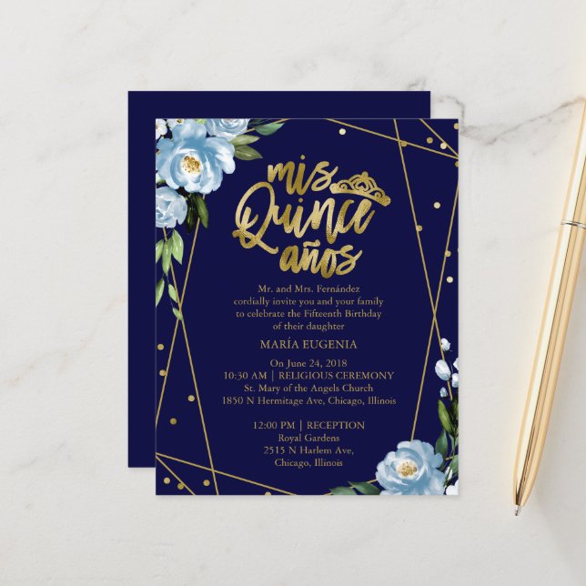 Papier Budget Quinceanera Invitation Gold Foil bleu foncé (Devant/Arrière en situation)