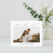 Papier Budget Rose Gold Script Photo Enregistrer la date (Debout devant)