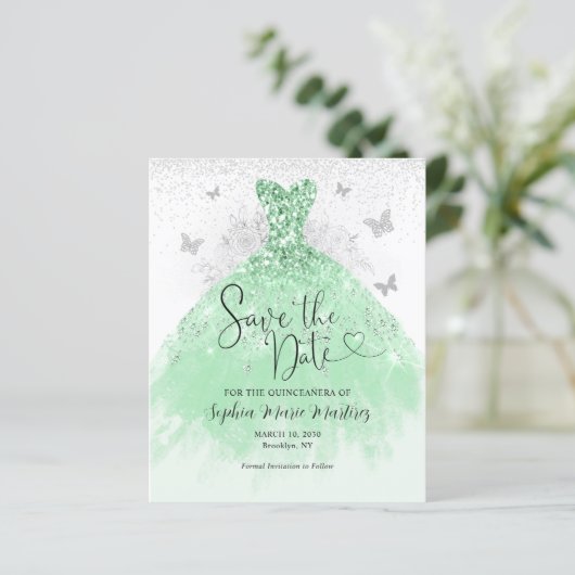 Papier Budget Sage Robe Verte Quinceañera Enregistrer la (Debout devant)