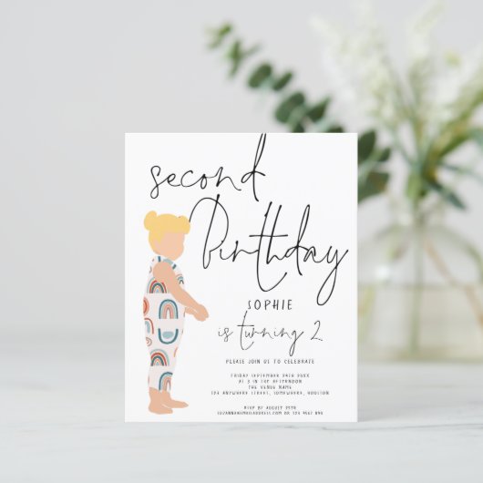 Papier Budget Script Girl Blonde 2e anniversaire Invitati (Debout devant)