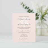 Papier Budget Snowflake Blush Hiver Mariage Invitation (Debout devant)