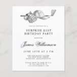 Papier BUDGET Surprise Golf 21e anniversaire Invitation<br><div class="desc">Elégante invitation d'anniversaire en noir et blanc pour un golfeur. Le top de l'invitation est décoré d'accessoires de golf - un club de golf, balle de golf, casquette et gants. L'aquarelle crée une esthétique traditionnelle et classique. Parfait pour un bain d'anniversaire au club ou un jardin barbecue. Tout le texte...</div>