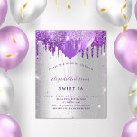 Papier Budget Sweet 16 invitation argent violet<br><div class="desc">Un arrière - plan élégant à l'allure fausse argent. Décoré de faux parties scintillant violet et de ballons. Personnalisez et ajoutez un nom et des détails du parti. Le nom est écrit avec un script de style manuscrit</div>