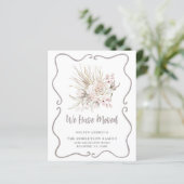 Papier Budget We Have Moved Blush Roses New Address Card (Debout devant)