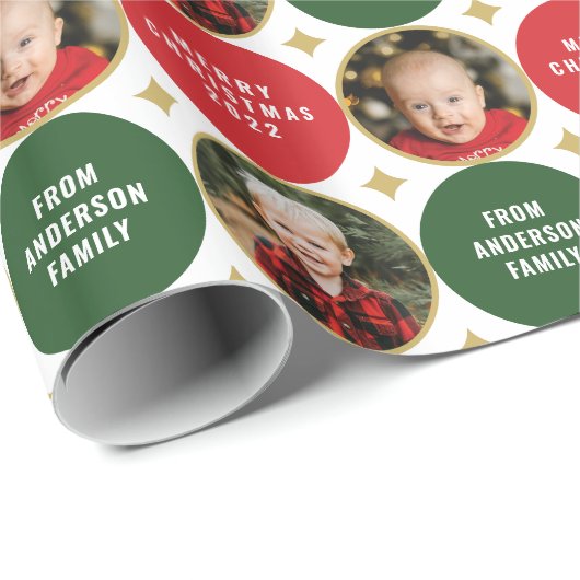 Papier Cadeau 2 Photos Étoiles Rouge Et Vert Noël Moderne (Coin rond)