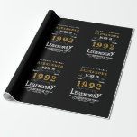 Papier Cadeau 30th Birthday 1992 Black Gold Ajouter Nom Légendai<br><div class="desc">Ajoutez le papier d'emballage d'anniversaire de votre nom. Modifiez le nom et l'année avec le modèle fourni. Une merveilleuse idée d'anniversaire noir sur mesure. Plus de cadeaux et de fournitures de fête disponibles avec le design "légendaire" dans le magasin.</div>