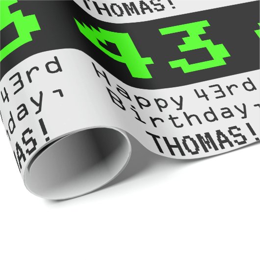 Papier Cadeau 43e anniversaire - Nerdy / Geeky Style "43" et nom (Coin rond)