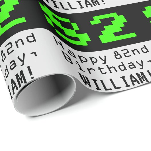 Papier Cadeau 82e anniversaire - Nerdy / Geeky Style "82" et nom (Coin rond)