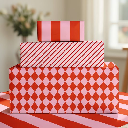 Papier cadeau à motif écossais rose rouge