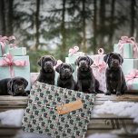 Papier Cadeau Ajouter un nom Labrador Puppy Mint Modern Christma<br><div class="desc">Chiots noirs du Labrador avec Ajouter un nom Choice, joli emballage cadeau moderne rose pastel et vert menthe pour les vacances de Noël ou les cadeaux de l'amoureux des chiens - dans un thème moderne de couleur pastel - le design est d'environ 6 pouces, donc le mieux pour les plus...</div>
