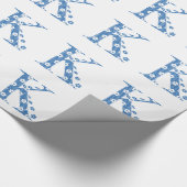 Papier Cadeau alphabet fleuri K (bleu et points) (Coin)