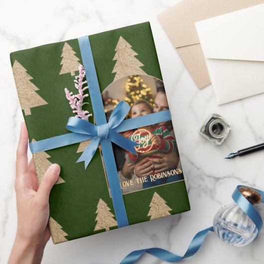 Papier Cadeau Arbre À feuillage persistant rustique Photo de Noë (Cadeaux)