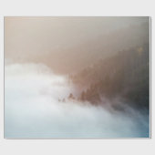 Papier Cadeau Arbres en montagne recouverts de brouillard (Plat)