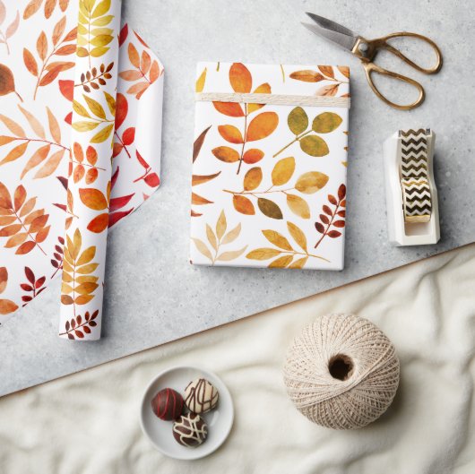 Papier Cadeau Automne Russe Feuille Motif (Artisanat)