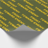 PAPIER CADEAU AVANT VERS L'ENNEMI (Coin)