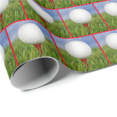 Papier Cadeau balle de golf blanche sur tee rouge (Coin rond)