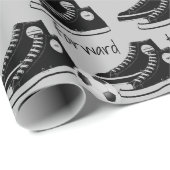 Papier Cadeau Baskets noirs avec balle de football (Coin rond)