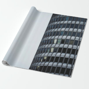PAPIER CADEAU BÂTIMENT EN BÉTON GRIS SOUS LE CIEL BLANC PENDANT