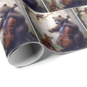 Papier Cadeau Bear Playing the Cello In a Misty Forest (Coin rond)