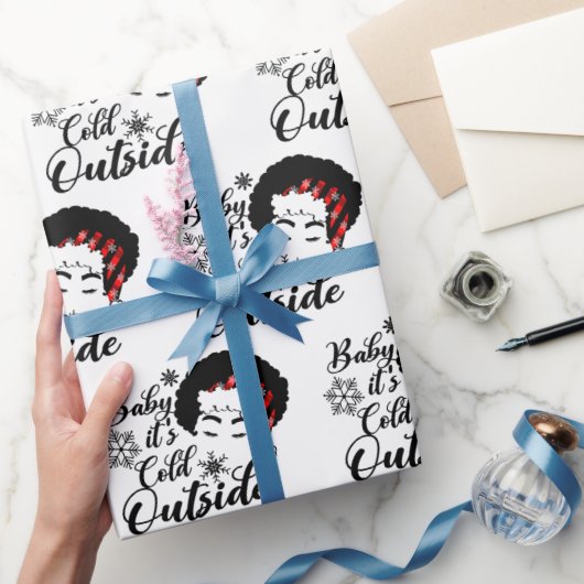 Papier Cadeau Bébé Il fait froid dehors Afro Femme Plaid Santa H (Cadeaux)