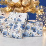 Papier Cadeau Belle petite fleur sauvage bleue<br><div class="desc">Aquarelle Dusty Fleur sauvage bleu avec congé,  en arrière - plan blanc</div>
