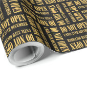 Papier Cadeau Black Gold Christmas Text-based Giftwrap (Coin rond)