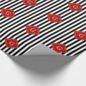 Papier Cadeau Blancs noirs, Monogramme Étiquette rouge (Coin)