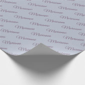 Papier Cadeau Bleu avec du texte de prune. (Coin)