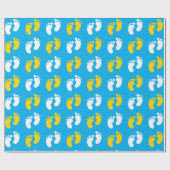 PAPIER CADEAU BLEU AVEC PIEDS BÉBÉ BLANC ET JAUNE (Plat)